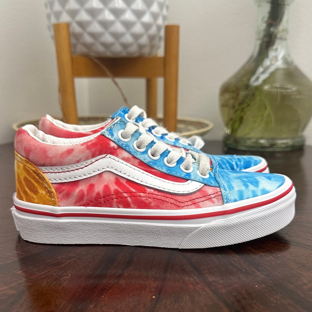 Vans Kids Colorful Tie-Dye Sneakers